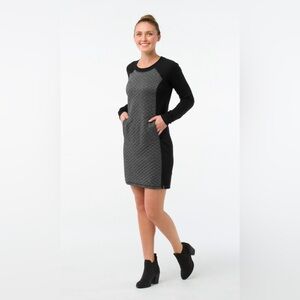 NWOT Smartwool Diamond Peak black and grey dress with front pockets